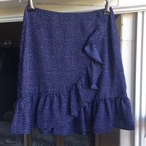ISO THIS RUFFLE SKIRT